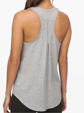 🌺lululemon pleated back racerback top 🌺